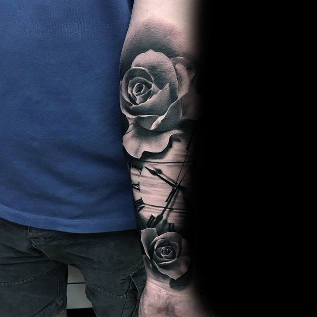 tatouage rose noire 58