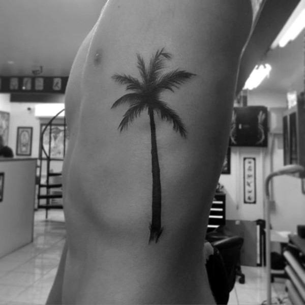 tatouage palmier 185