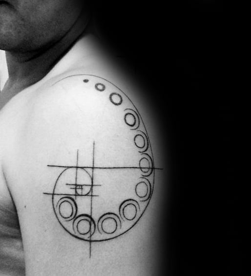 tatouage spirale fibonacci 53