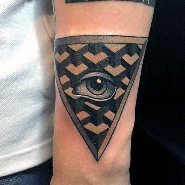 tatouage symbole illuminati 13