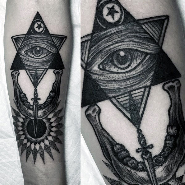 tatouage symbole illuminati 190