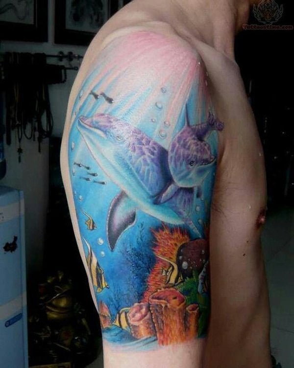 tatouage dauphin 29