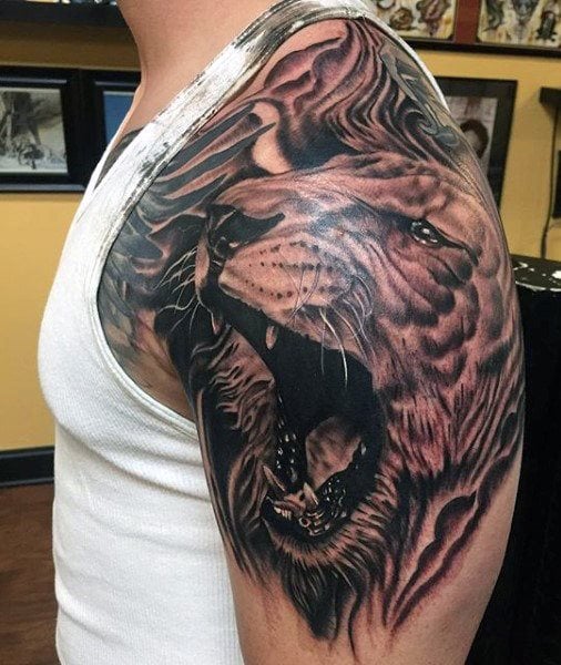tatouage lion 141