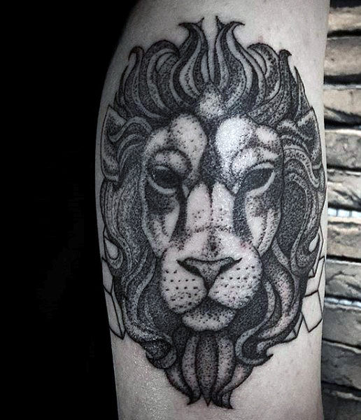 tatouage lion 206