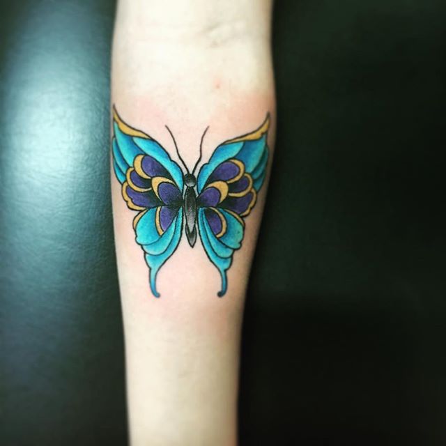 tatouage papillon 168