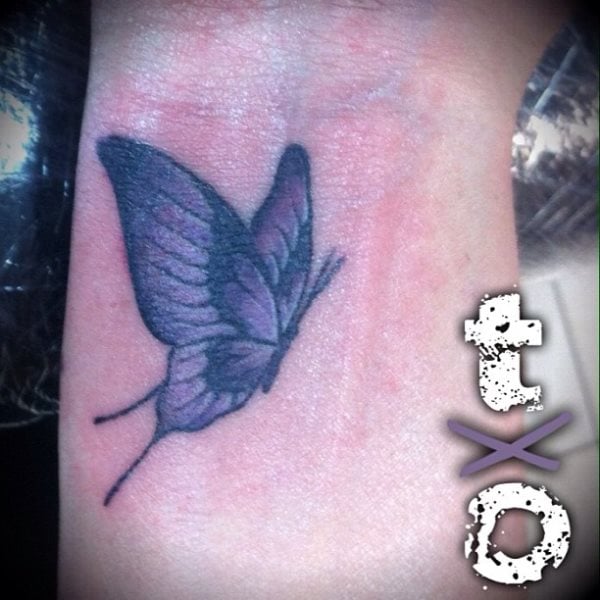 tatouage papillon 194