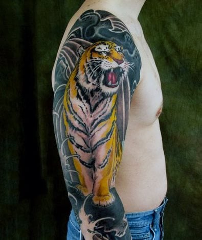 tatouage tigre 1051
