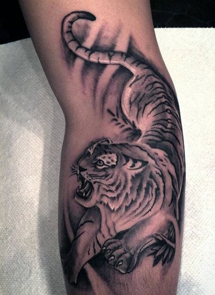 tatouage tigre 466