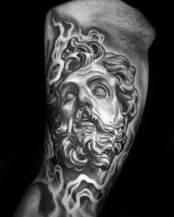tatouage statue romaine 57