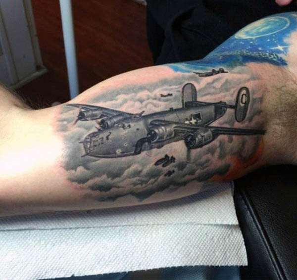 tatouage avion 153