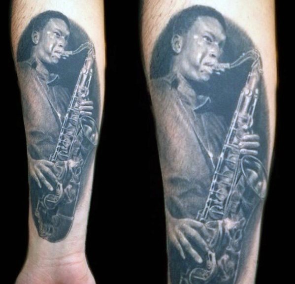 tatouage saxophone 37