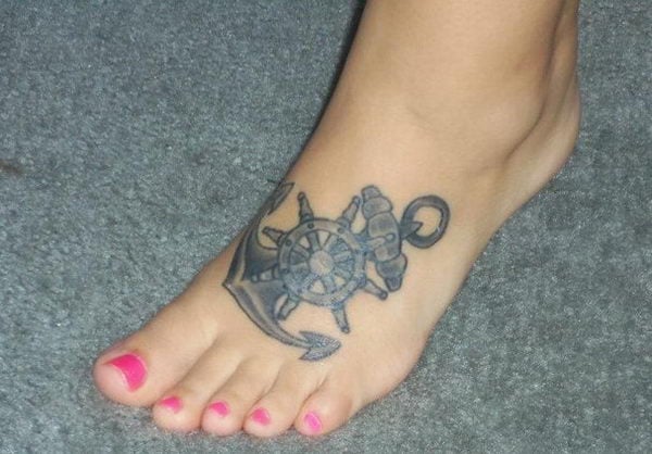 tatouage ancre 34