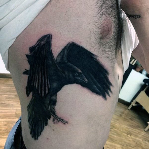 tatouage corbeau 114