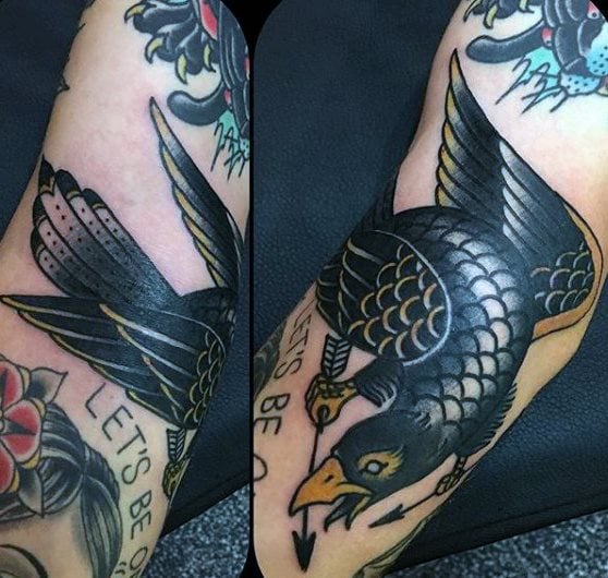 tatouage corbeau 386