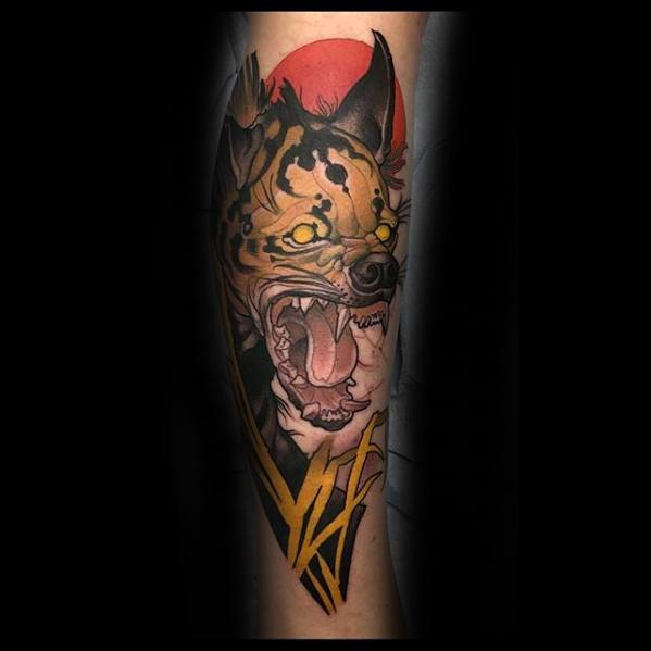 tatouage hyene 106