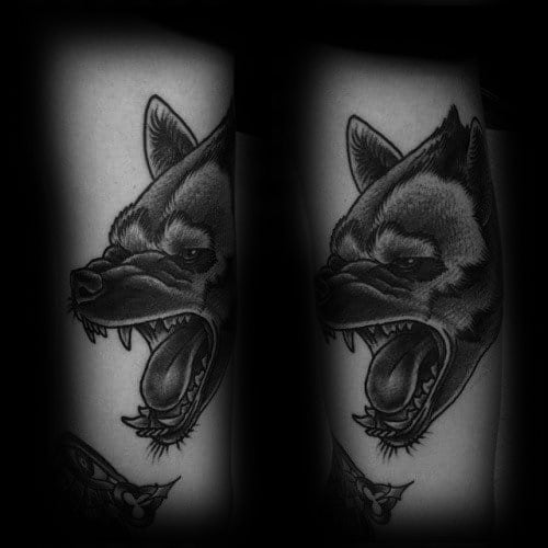 tatouage hyene 174