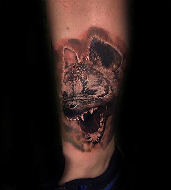 tatouage hyene 54