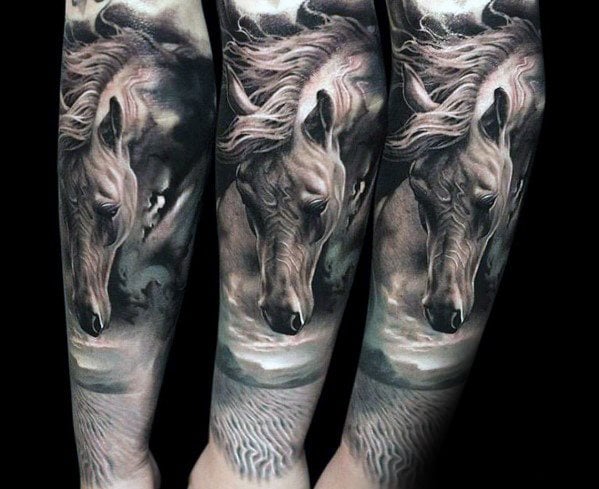 tatouage cheval 236