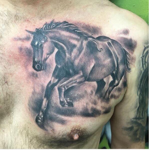 tatouage cheval 341