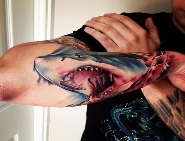 tatouage requin 05