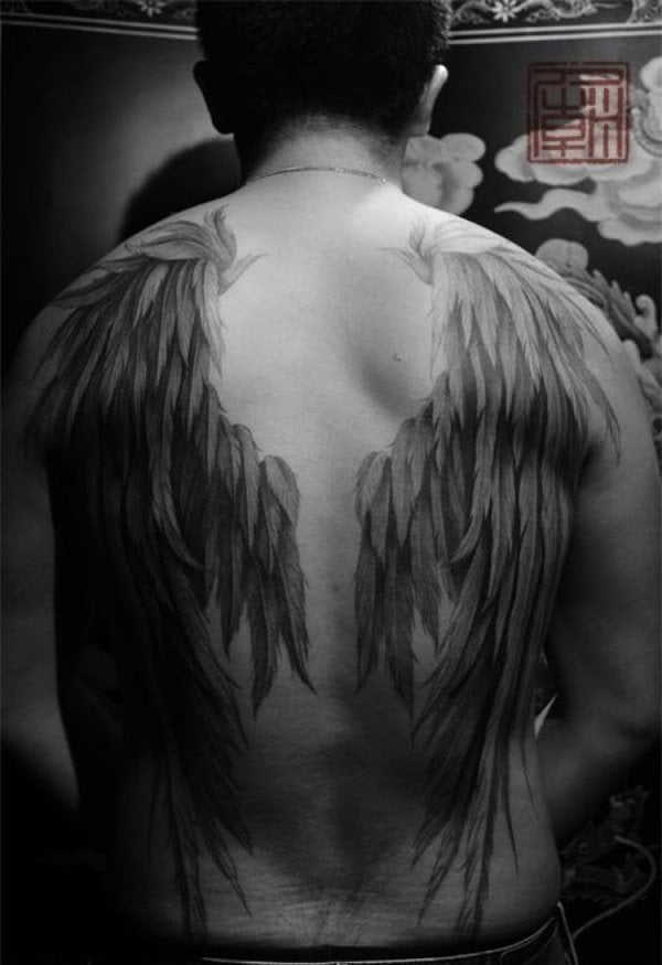 tatouage ailes 129