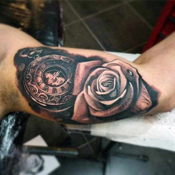 tatouage rose 111
