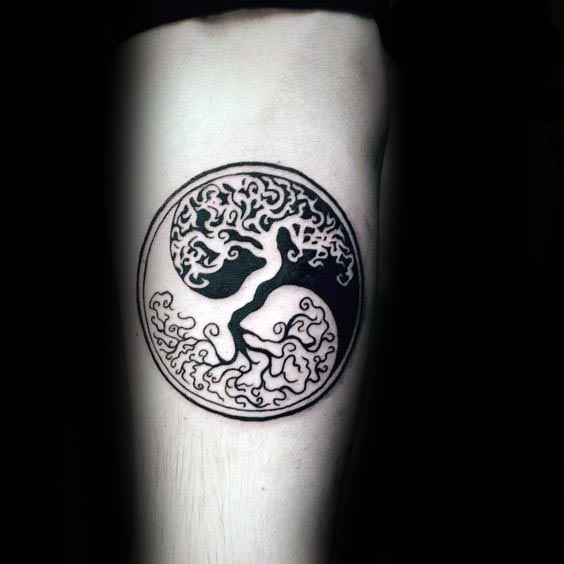 tatouage arbre vie 302