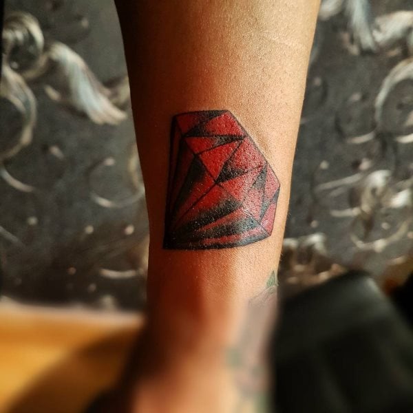 tatouage diamant 272