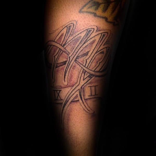 tatouage signe vierge 111