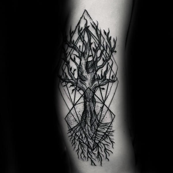 tatouage racines arbre 79
