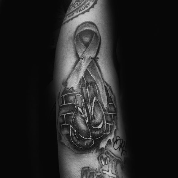 tatouage ruban noeud cancer 192