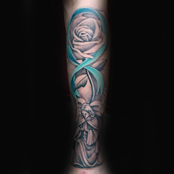 tatouage ruban noeud cancer 201