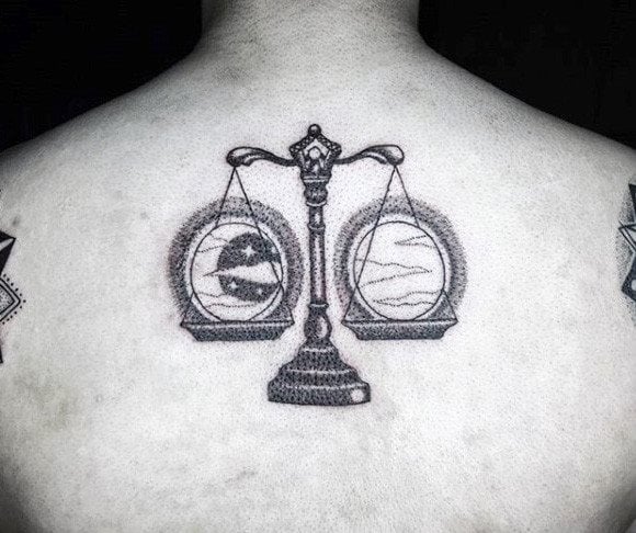 tatouage signe balance 144