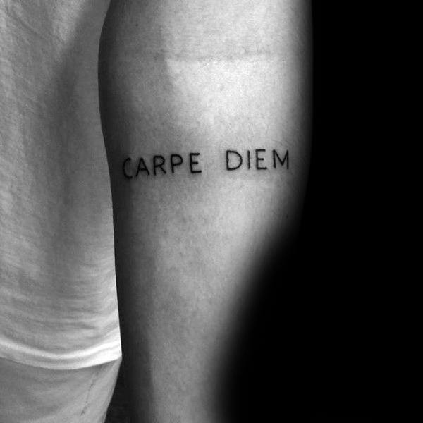 tatouage carpe diem 157