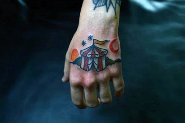 tatouage cirque 93