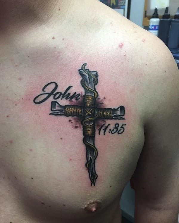 tatouage croix 246