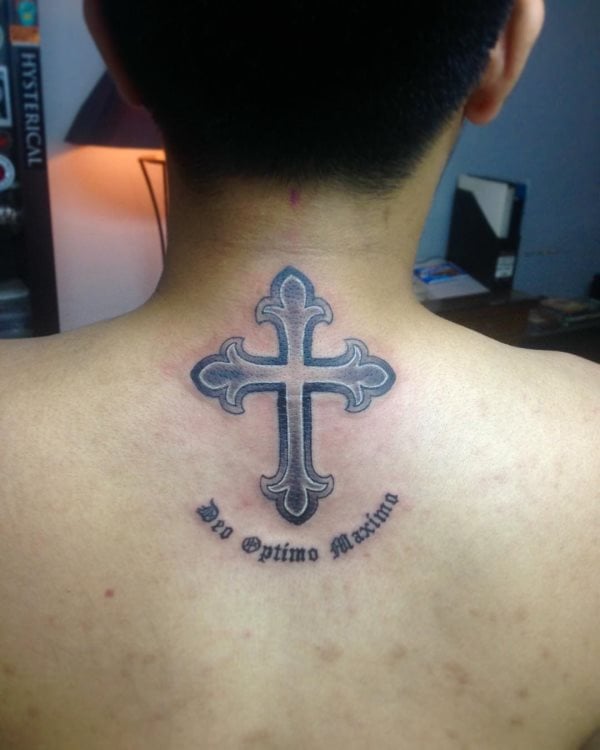 tatouage croix 258