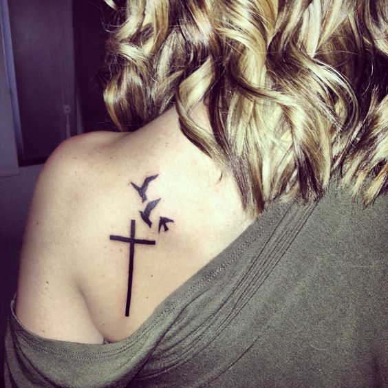 tatouage croix 376