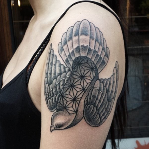 tatouage oiseau 122