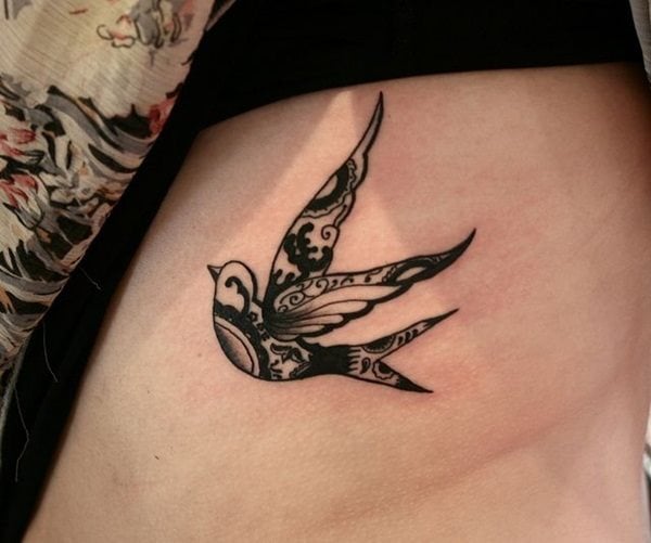tatouage oiseau 88
