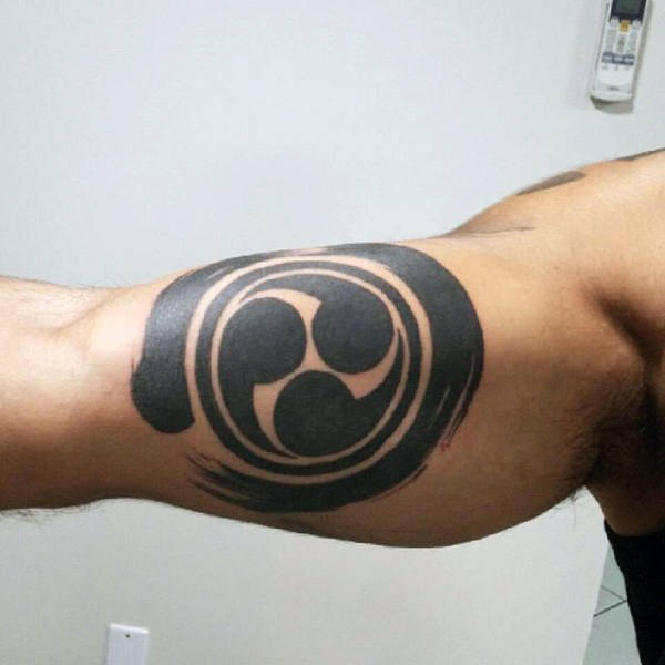 tatouage enso circle zen 97