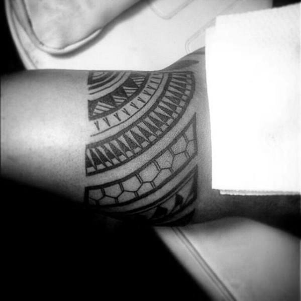 tatouage bracelet tribal 69