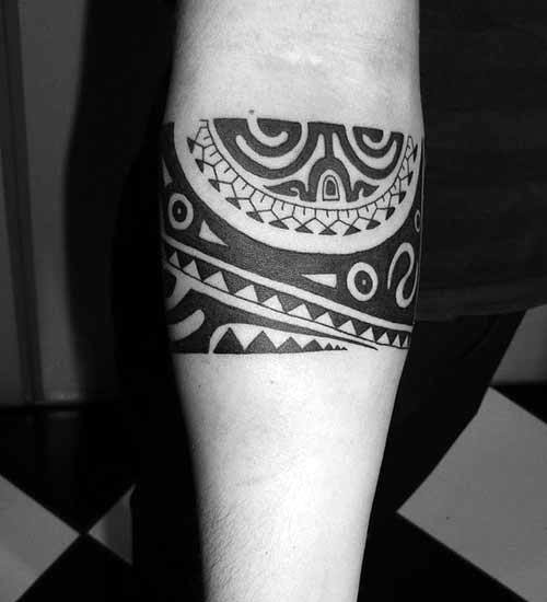 tatouage bracelet tribal 91