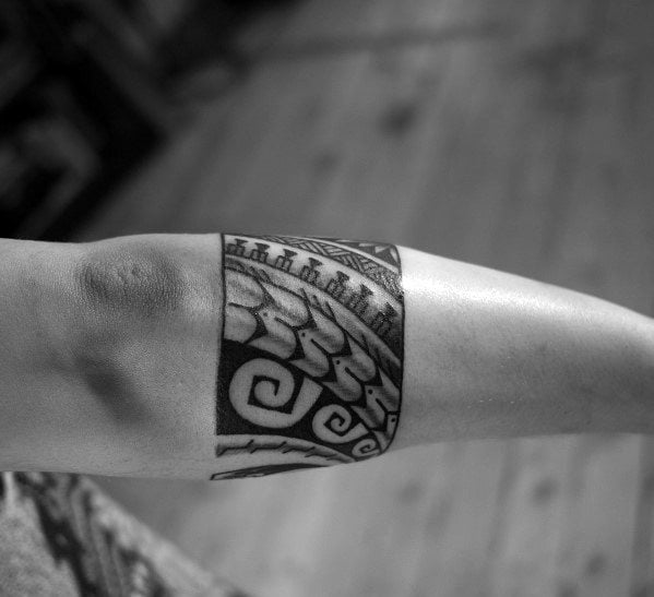 tatouage bracelet tribal 97