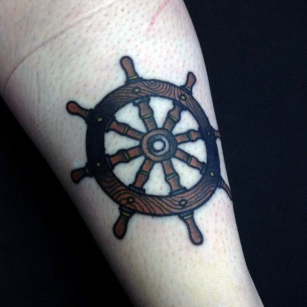 tatouage gouvernail de bateau 116