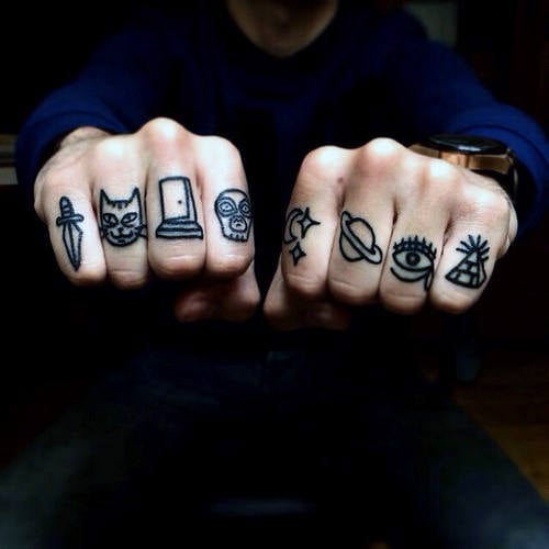 tatouage jointures des doigts 65