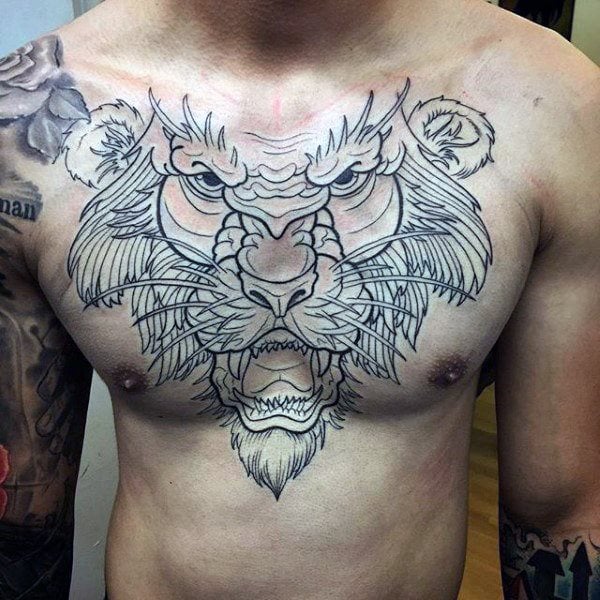tatouage lion poitrine 113
