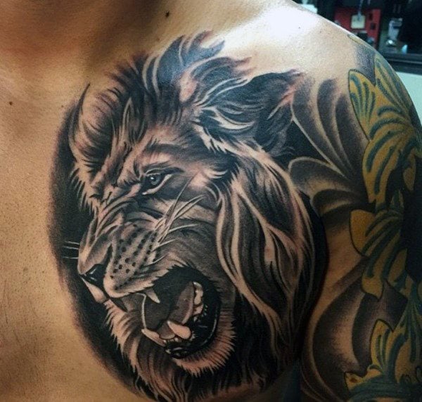 tatouage lion poitrine 69