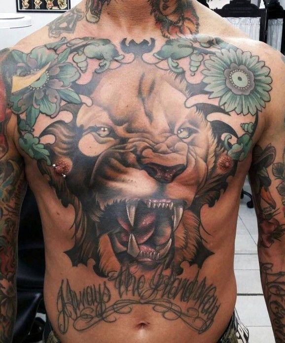 tatouage lion poitrine 83