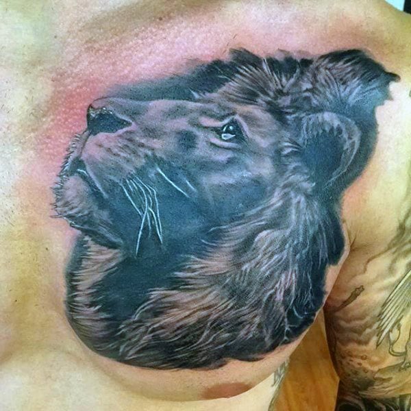 tatouage lion poitrine 95